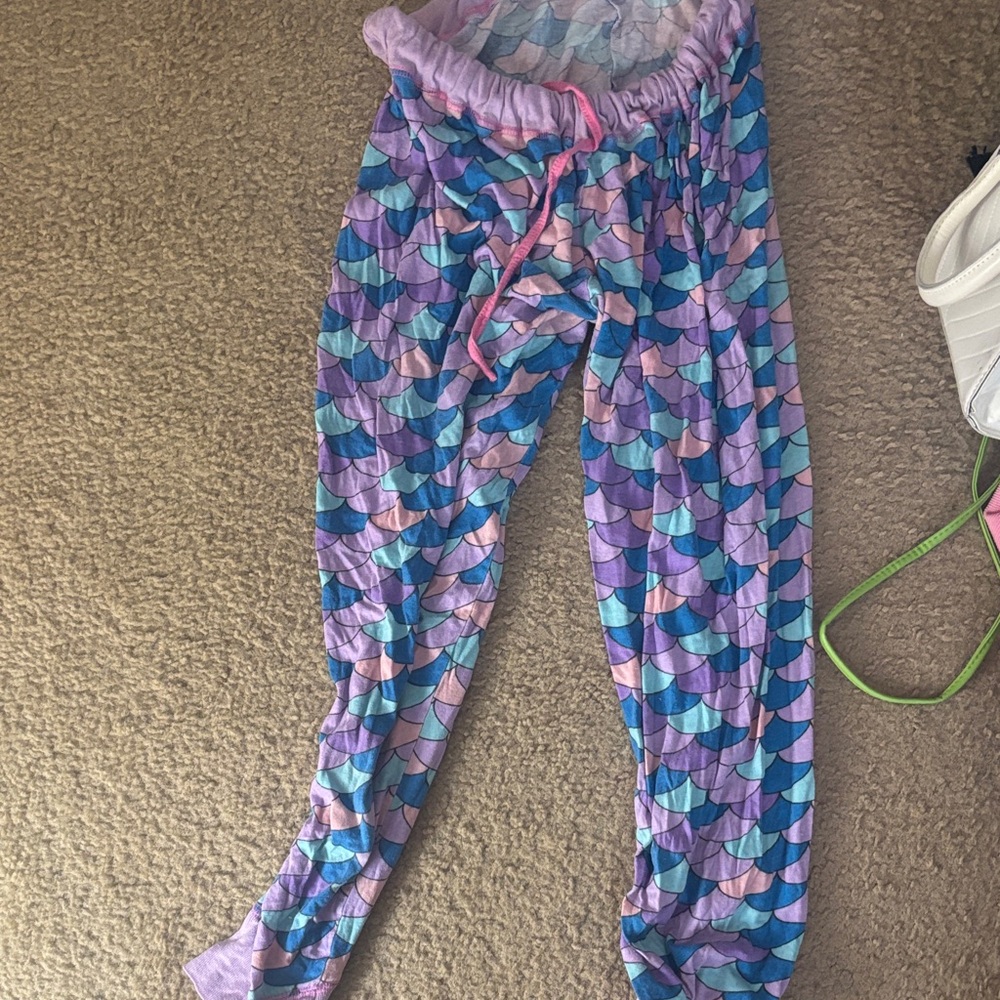 Colorful Mermaid Pattern Kids Pajamas